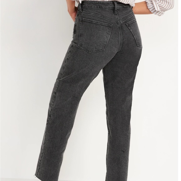 Old Navy High Waisted OG Loose Gray Cut off Jeans - Picture 4 of 5